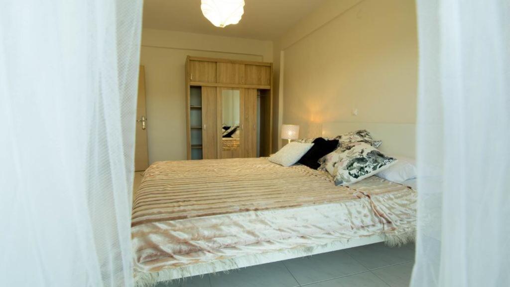 Grande Villa Hanioti Exteriör bild