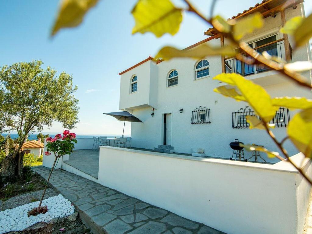 Grande Villa Hanioti Exteriör bild